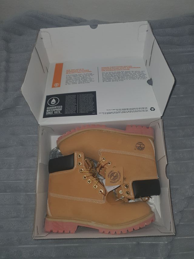 Botas Timberland Marrones y Rosas