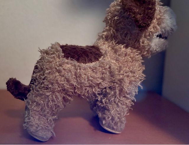 Peluche cane interattivo Lucky