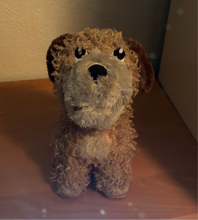 Peluche cane interattivo Lucky