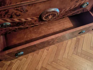 Aparador grande con espejo