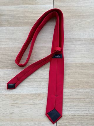 Corbata Dustin Roja