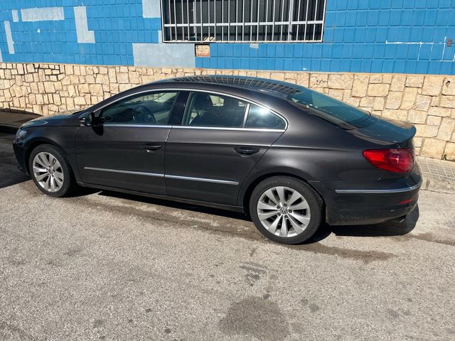 Volkswagen CC 2011