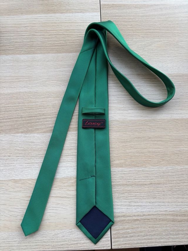 Corbata Verde de la marca Liney