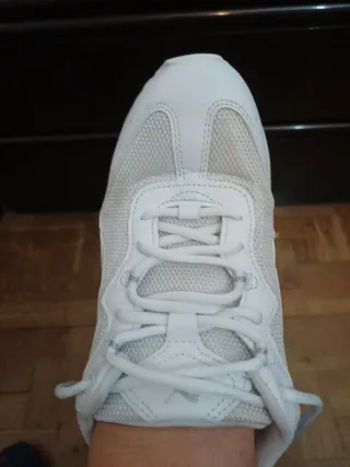Zapatillas deportivas blancas