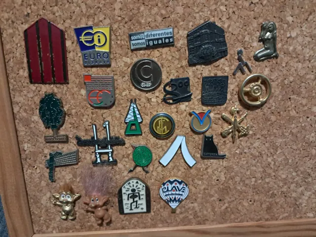 Lote de Pines Coleccionables