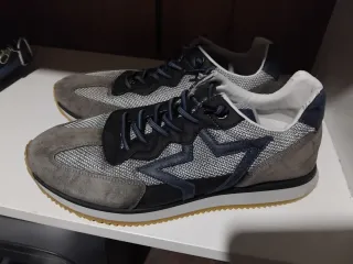 Deportivas SETTI Talla 42 Nuevas