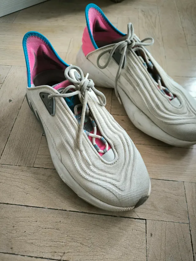 Deportivas Adidas Hombre Blancas .