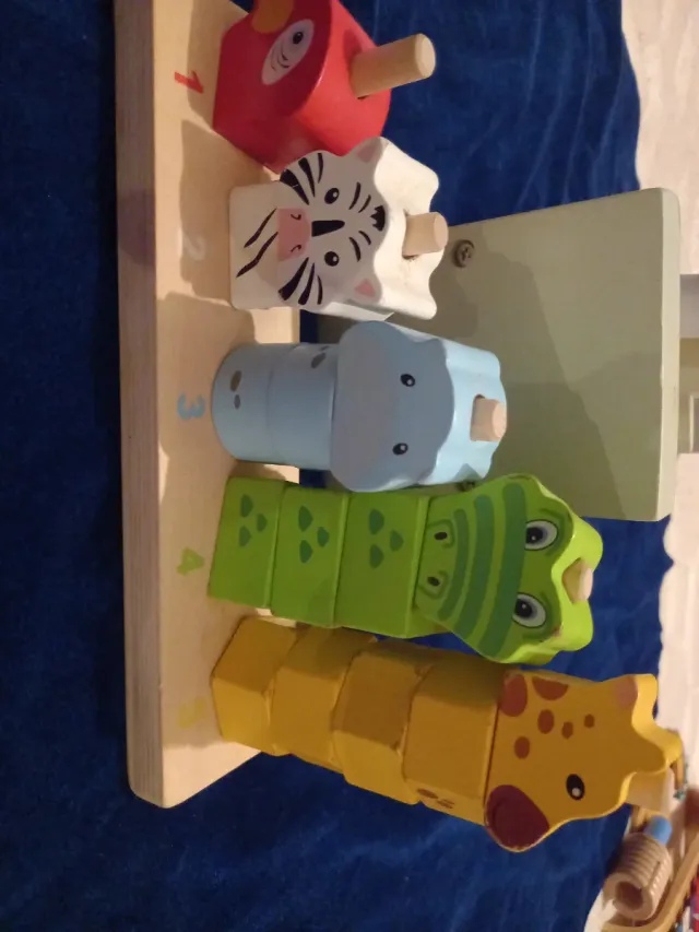 Juguete educativo de madera