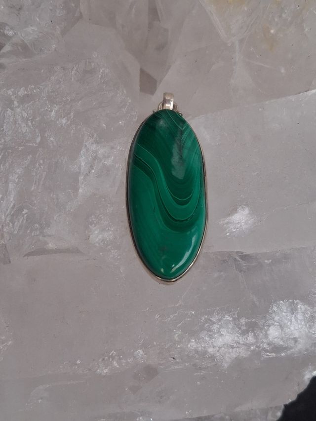 Colgante de Malaquita en Plata de Ley