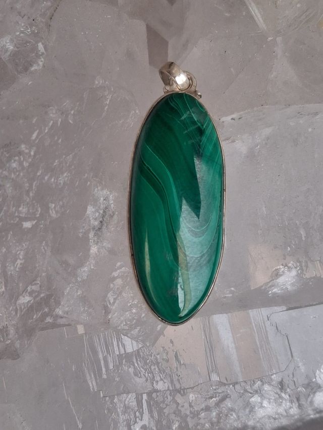 Colgante de Malaquita en Plata de Ley