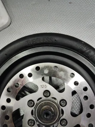 Rueda trasera Cecotec Bongo Serie A con disco