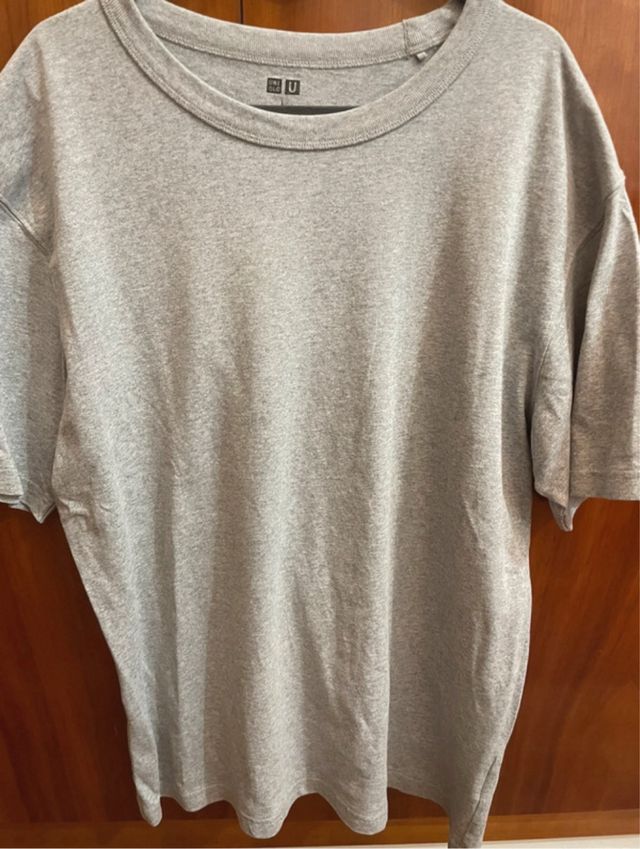 Camiseta Uniqlo U Gris Talla L