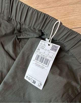 Pantaloni cargo verdi Mango
