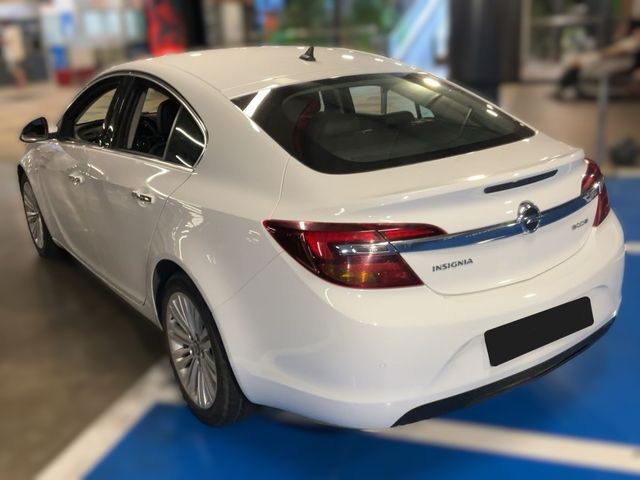 Opel Insignia 2.0CDTI