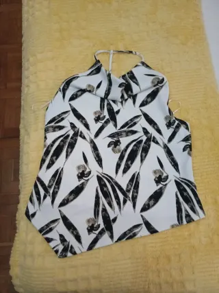 Top estampado floral