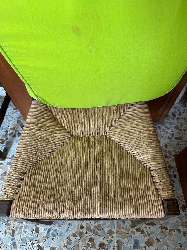 Juego 4 sillas madera