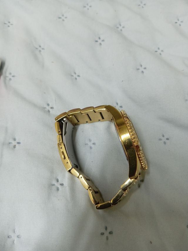 Reloj Guess Dorado Hombre