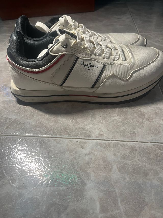 Zapatillas Pepe Jeans Blancas y Negras