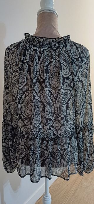 Blusa Mango Estampada Paisley