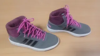 Zapatillas de Bota Adidas niña grises y rosas