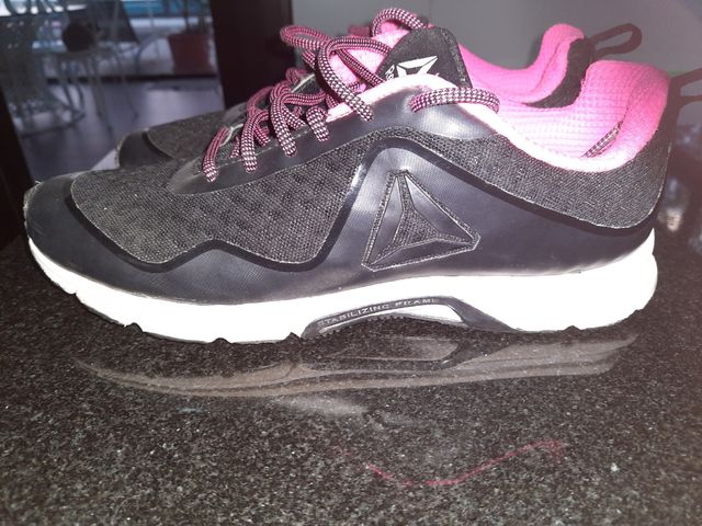 Zapatos Deportivos Reebok Mujer Negro/Rosa