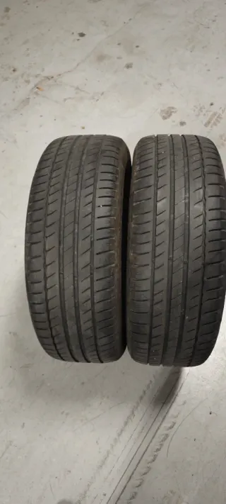 Neumáticos 215/55 R17