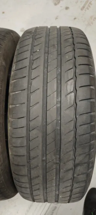 Neumáticos 215/55 R17
