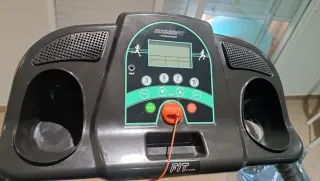 Cinta de Correr RunnerFit Step Black Series