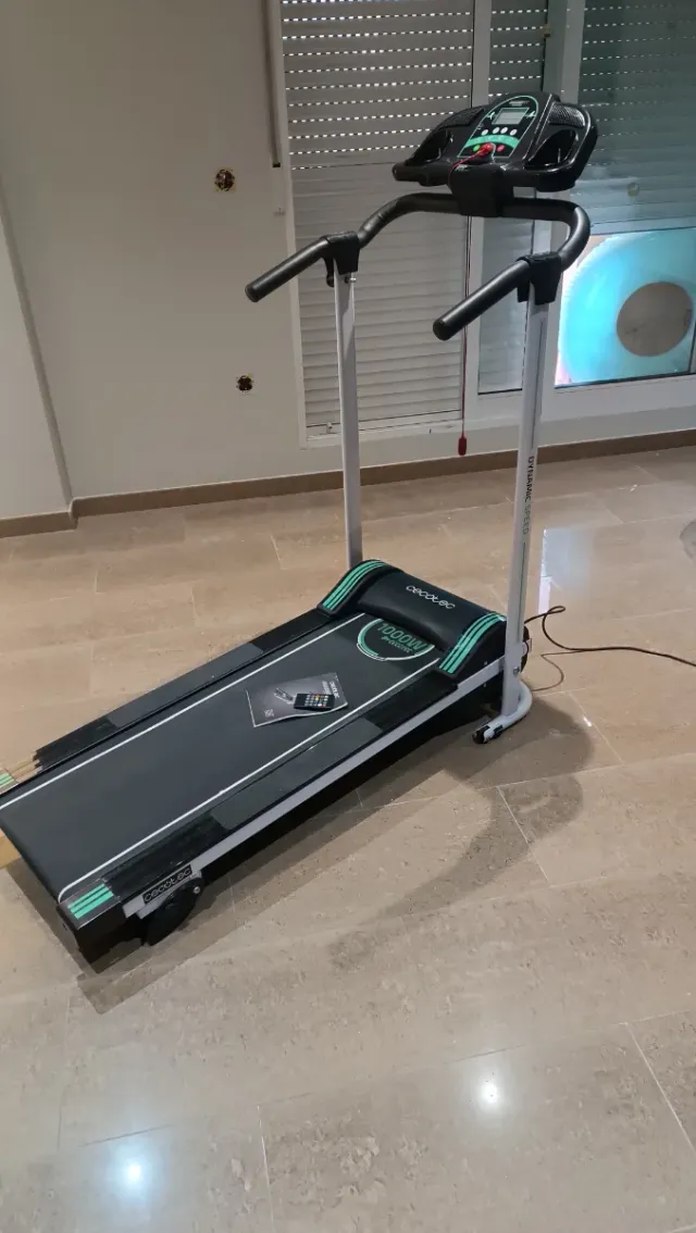 Cinta de Correr RunnerFit Step Black Series