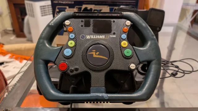 Volante Williams F1 PS1/PS2/PC