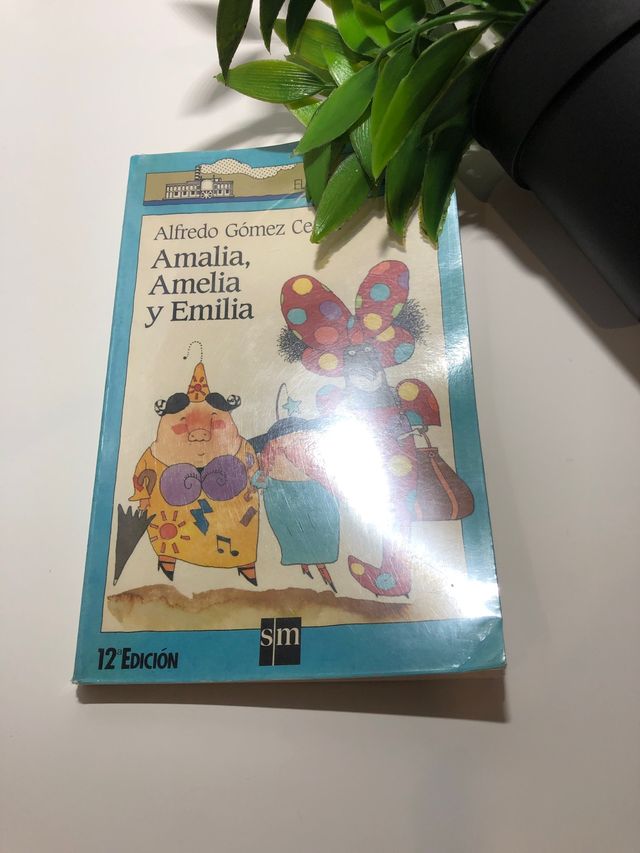 Amalia, Amelia y Emilia