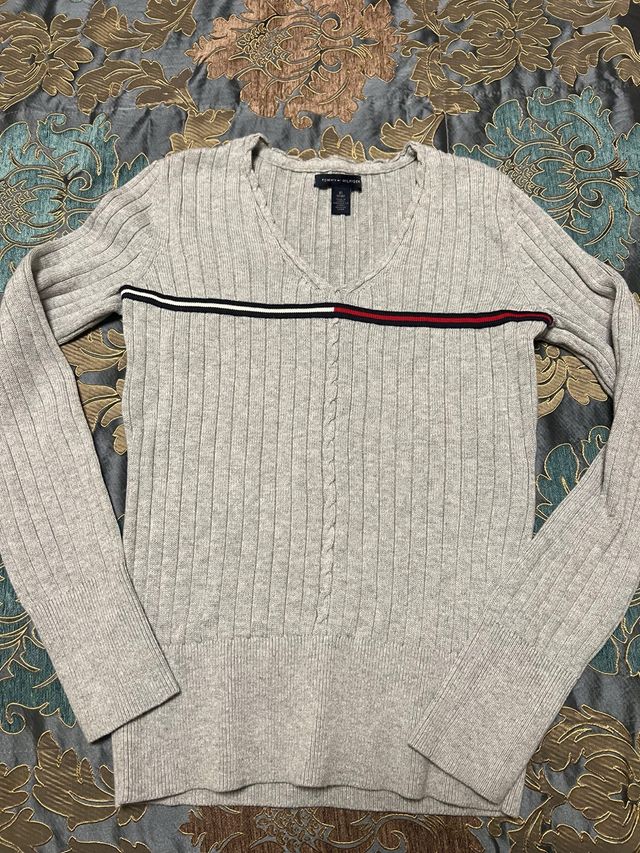 Jersey mujer Tommy Hilfiger canalé pico, talla XS