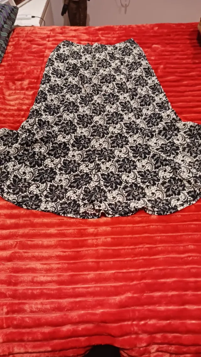 Falda larga estampada floral