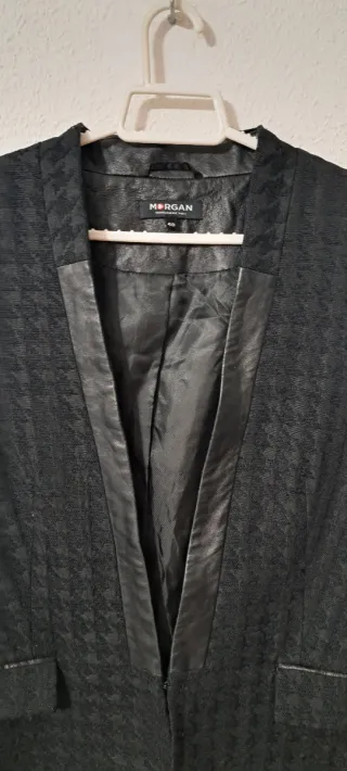 Americana Morgan Negra