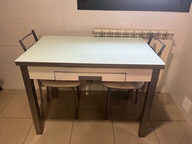 Mesa cocina extensible con cajón