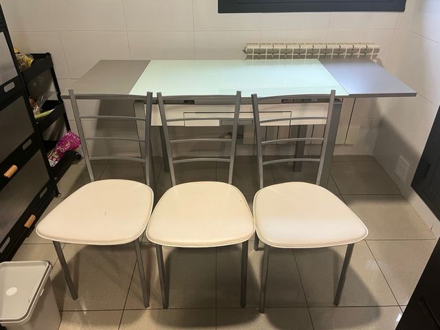 Mesa cocina extensible con cajón