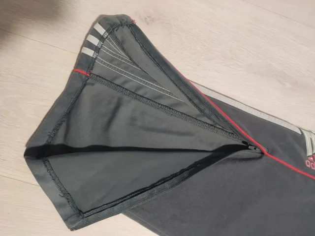 Pantalón Adidas