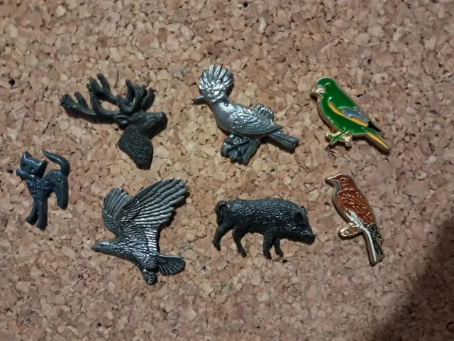 Lote de Pines Animales y Gatos