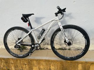 Bicicleta NINER Blanca