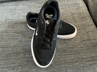 Nike SB Malor Zapatillas Talla 37.5