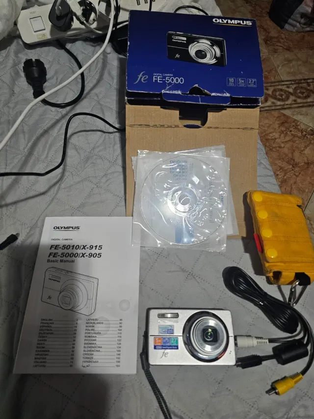 Cámara Digital Olympus FE-5000 Plata
No Wallapay