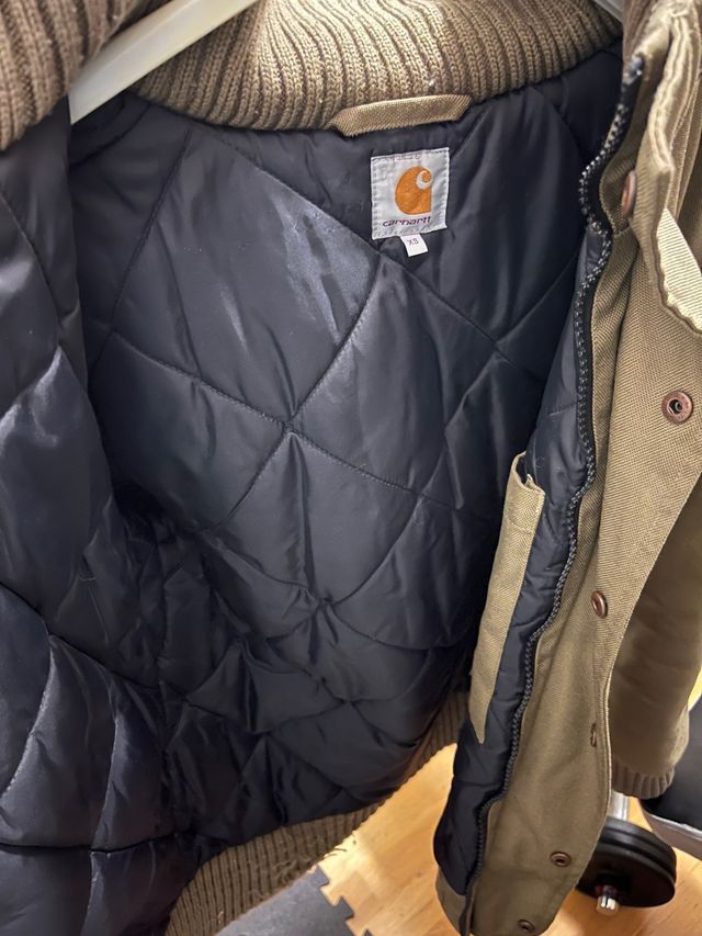 Chaqueta Carhartt verde oliva