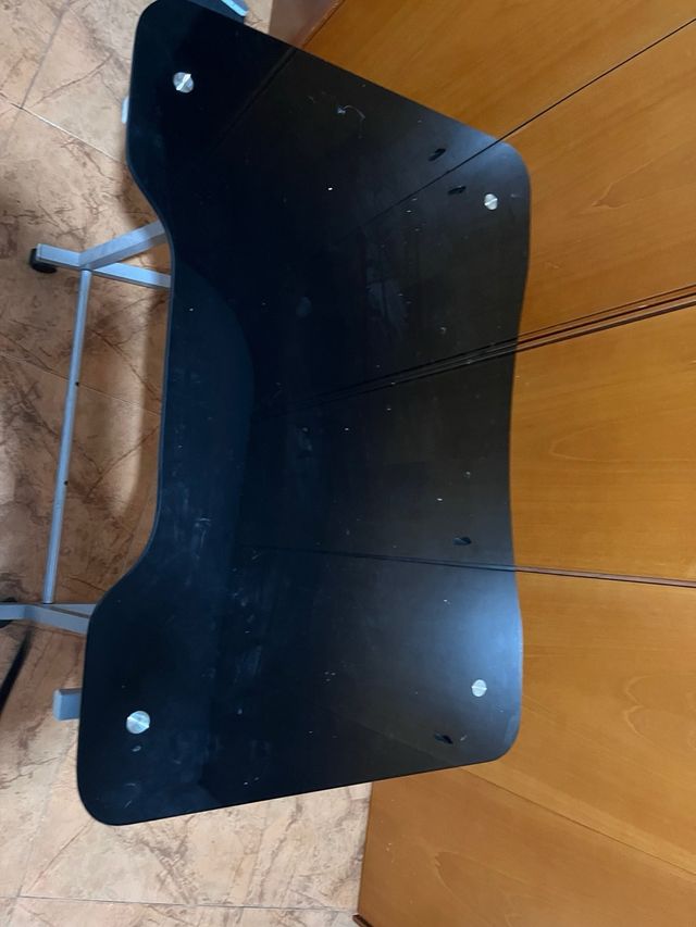 Mesa cristal y metal negra y gris