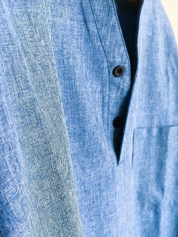 Lote de 4 camisas de hombre a estrenar.