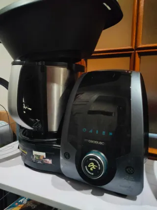 Robot Cocina Mambo 7090 Cecotec Sin apenas uso