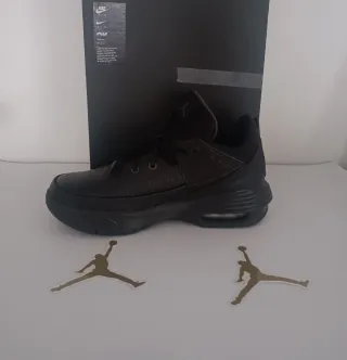 Scarpe Jordan Uomo Tg 38.5 Nuove