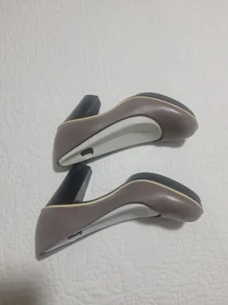 Zapatos tacon Camper