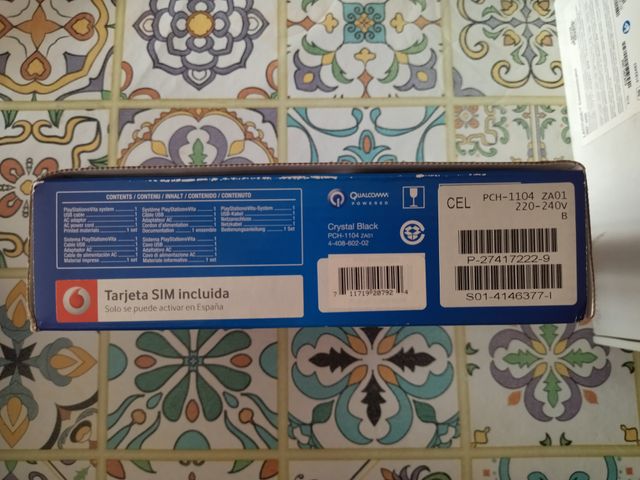 Caja PS Vita Vodafone 3G/Wi-Fi Crystal Black