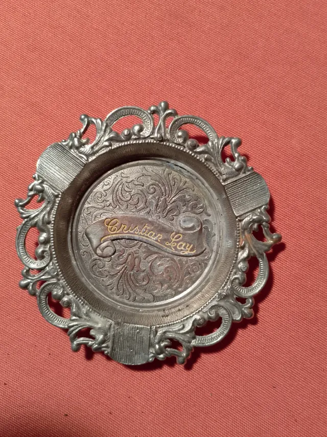 Plato decorativo plateado Cristian Lay