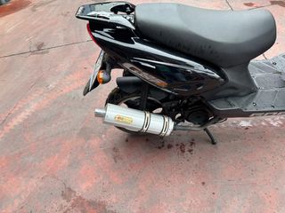 vendo scooter GOES 125L Negra muy cuidada